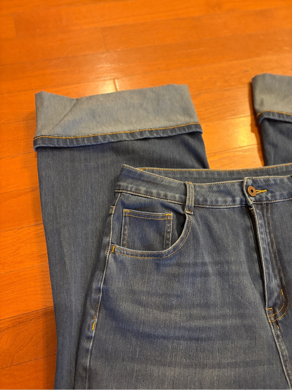 Halara Flex High Waisted Pockets Rolled Hem Wide Leg Jeans - Picture 3 of 10